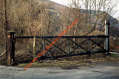 
Blackvein level crossing, Risca (a19)